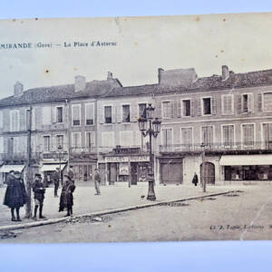 MIRANDE 32 la place d'Astarac