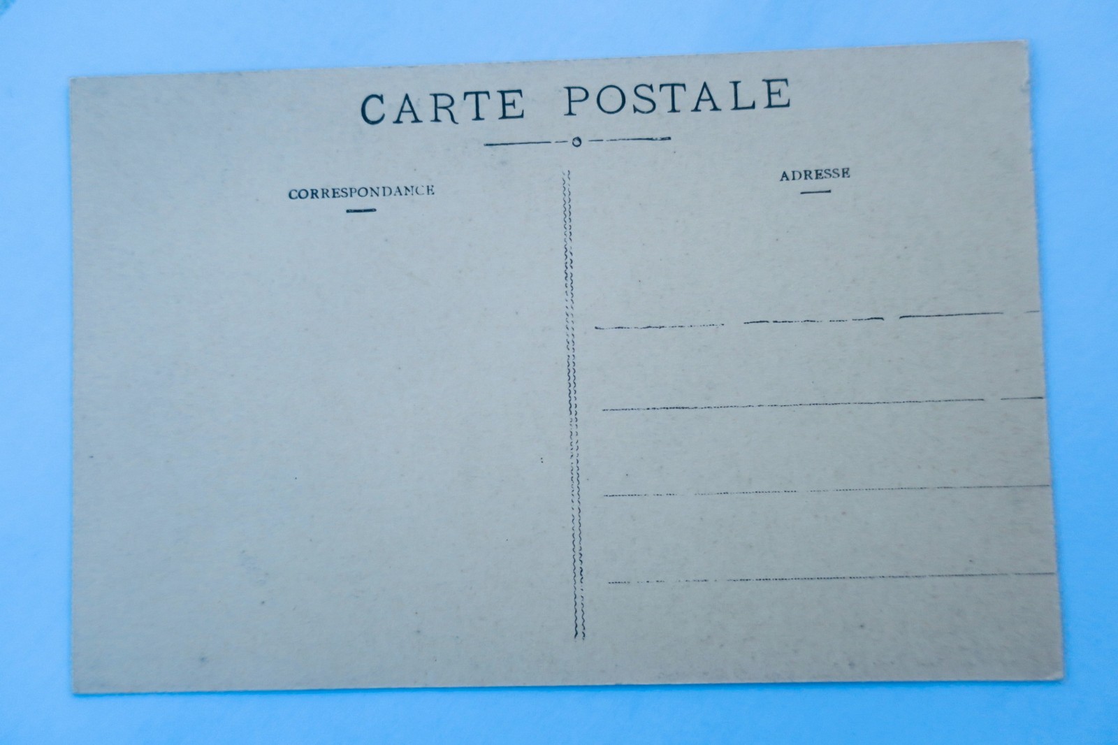MIRANDE 32 La Rue Gambetta - La Librairie Antique