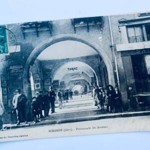 MIRANDE 32 promenade des arceaux & arceaux de la place d'Astarac