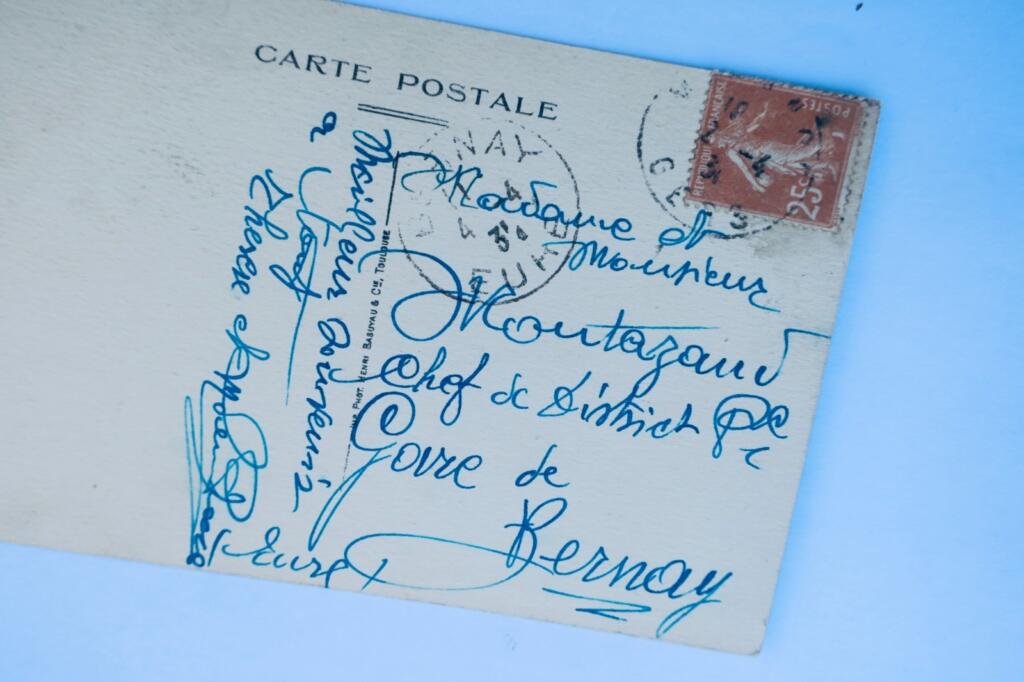 Mirande 32 Rue d'Auch Postcard