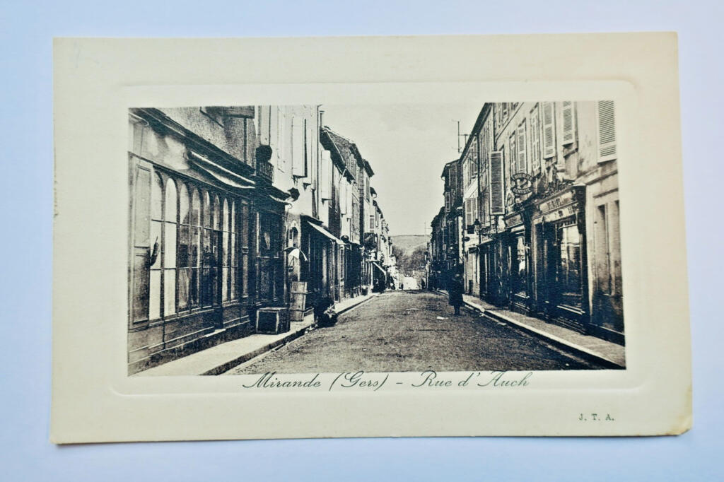 Mirande, Auch-Straße, Gers 32