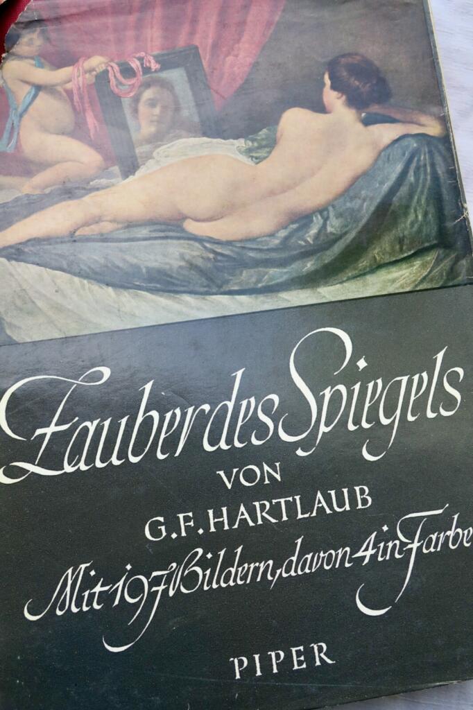 Die Kunst und Symbolik der Spiegel