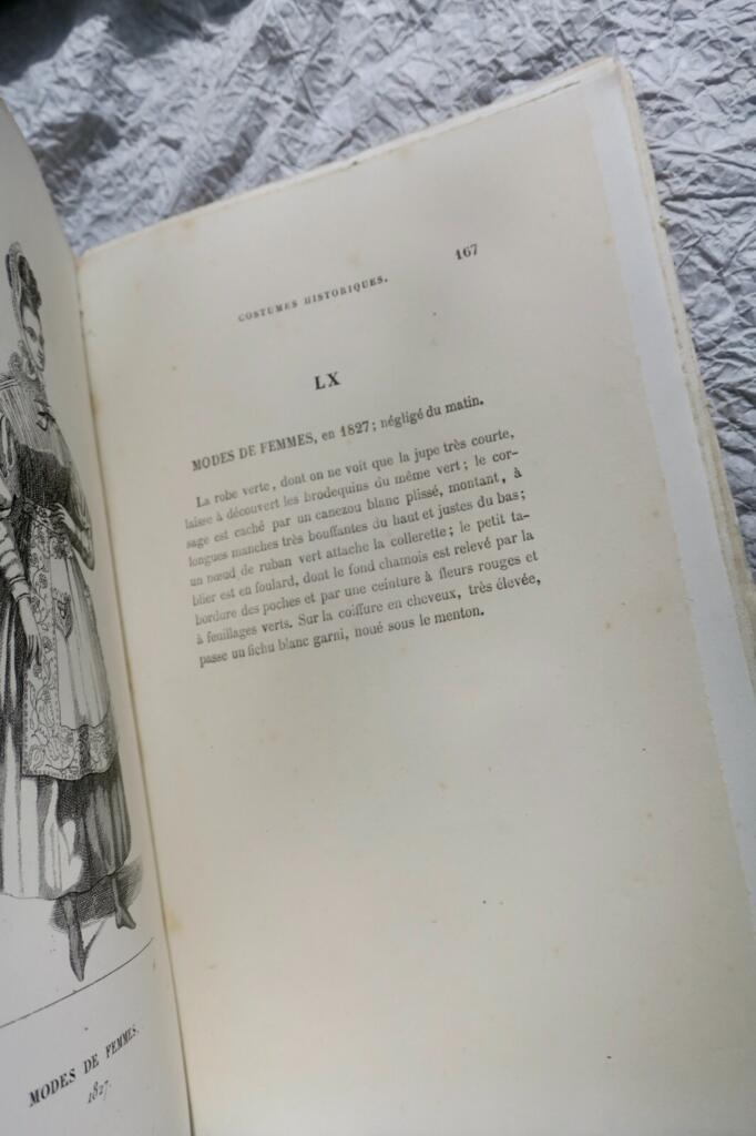 Französisches Privatleben und historische Kostüme