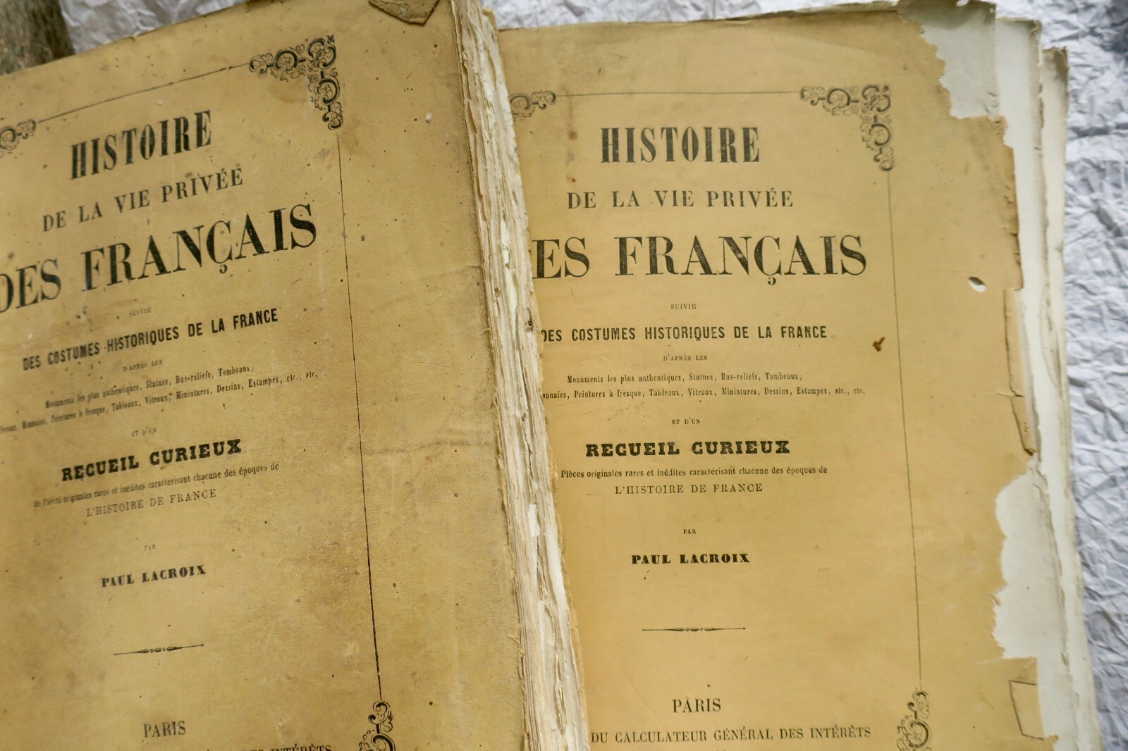 French Private Life & Historical Costumes<span class="lla-card-orig-wrap"><span class="lla-card-orig">❦ Mode Lacroix Histoire de la vie privée des français suivie des costumes histori-</span></span> - La Librairie Antique