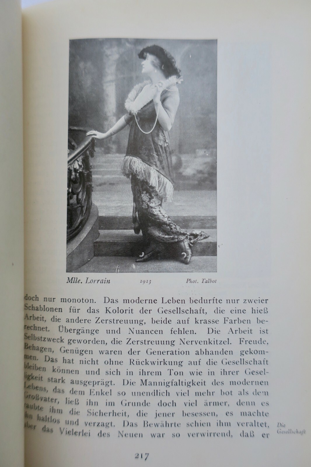 Mode. Nach Bildern, Kunstwerken, Stichen und Stichen der Zeit 1923 – Image 9