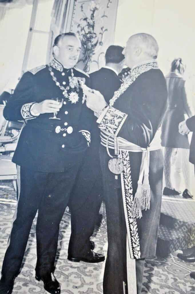 Fürst Rainier mit Minister Gregh