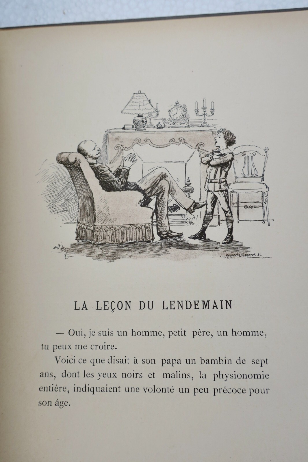 MONCEAU Julie de PETITES BONNES GENS ill-Adrien Marie - La Librairie Antique