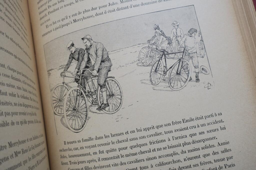 Illustrated collection by MONTEIL