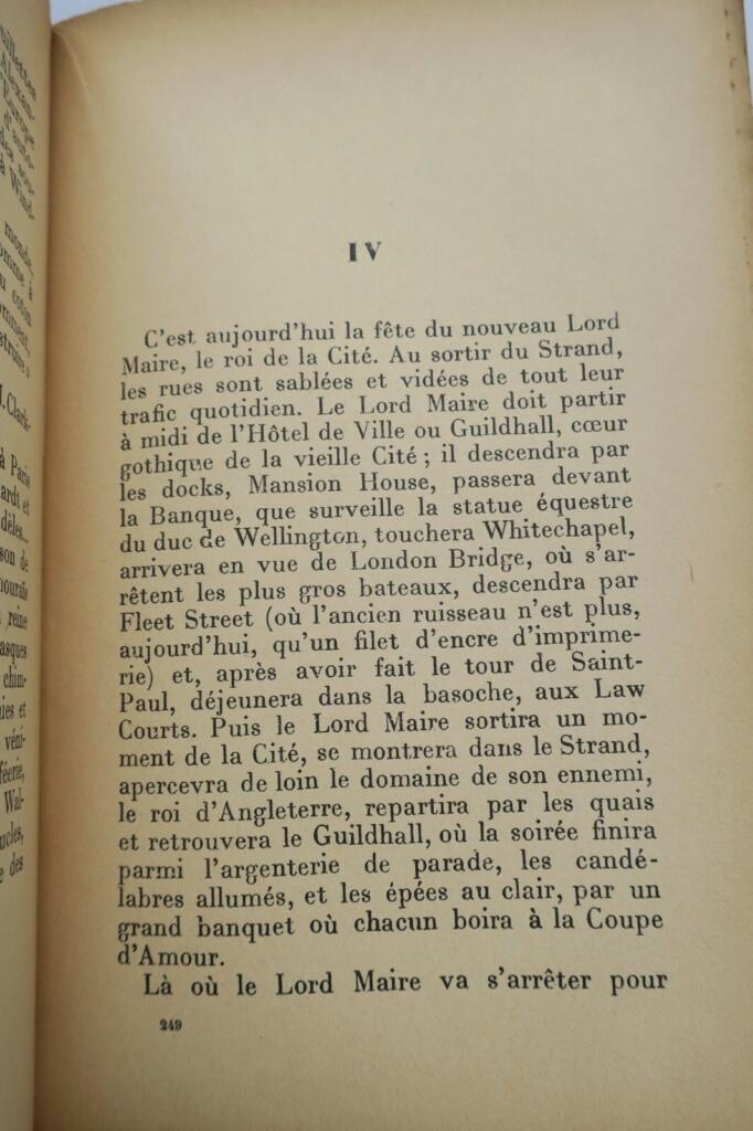 Diplomatic travels in 1930s London