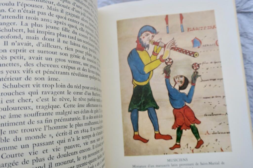 Musique L’INITIATION A LA MUSIQUE, A L’USAGE DES AMATEURS DE MUSIQUE ET DE RADIO