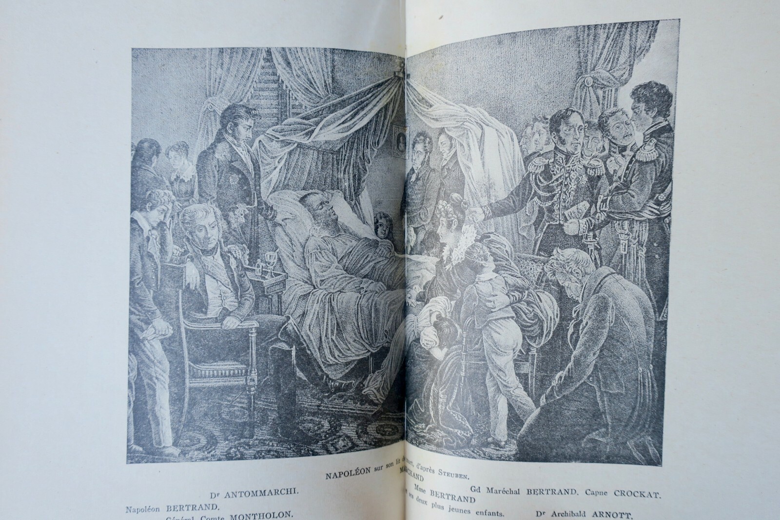 Arzt an der Seite des Kaisers<span class="lla-card-orig-wrap"><span class="lla-card-orig">❦ NAPOLEON CABANES Docteur Au chevet de l’Empereur</span></span> - La Librairie Antique