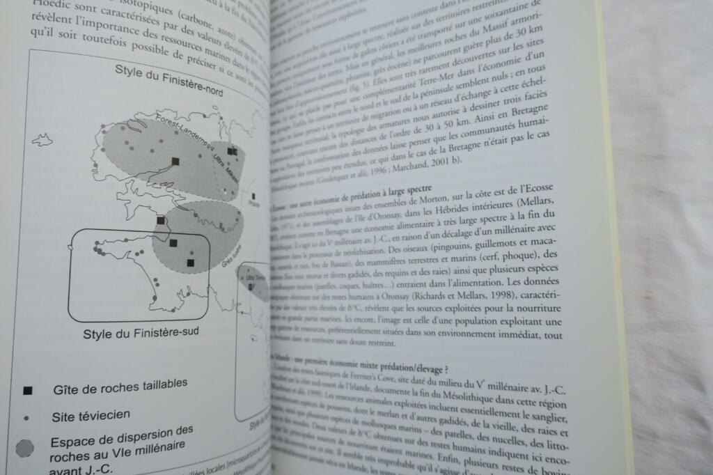 Néolithique Aux marges des grands foyers du Néolithique : périphéries débitrice