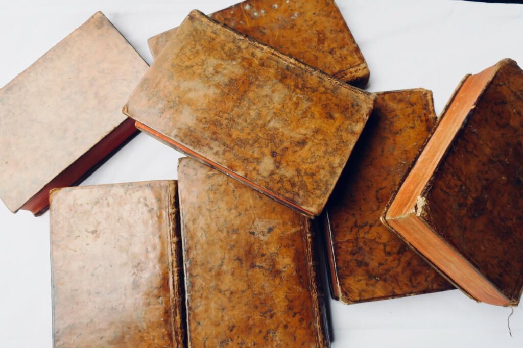 Historical dictionary of notable figures