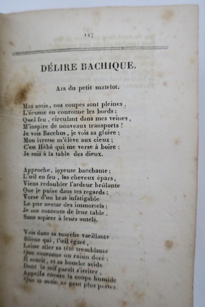 Umfassende Anthologie alter und moderner Lieder