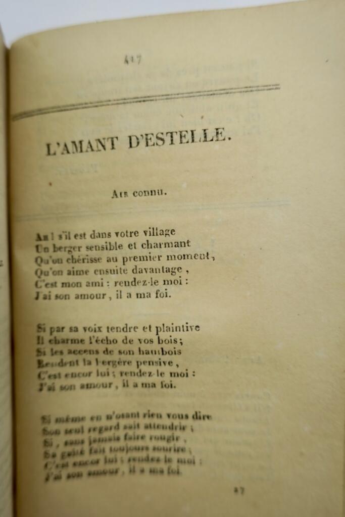 Umfassende Anthologie alter und moderner Lieder