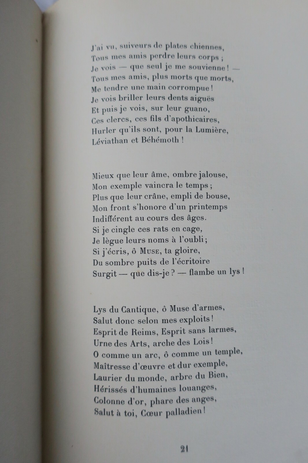 正義の砦としてのパリへの典礼頌歌<span class="lla-card-orig-wrap"><span class="lla-card-orig">❦ Odes liturgique à Paris, citadelle des juste 1937</span></span> - La Librairie Antique