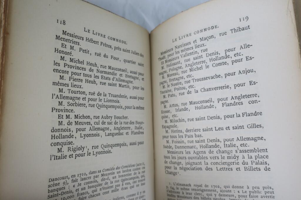A Convenient Paris Address Book from 1692