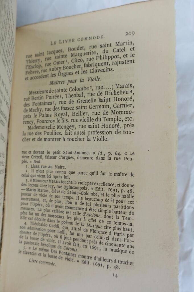 Paris Directory for 1692