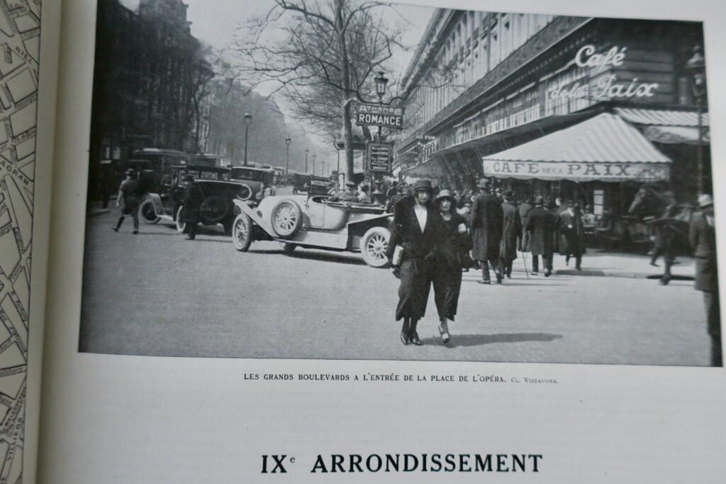 Paris and its Surroundings - Illustrated Guide