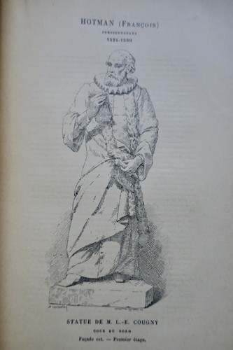 Statuen des Rathauses in Paris - Image 4