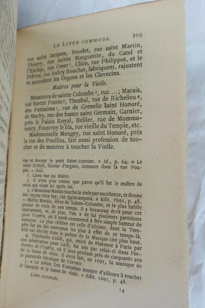 Historical directory of Paris addresses
