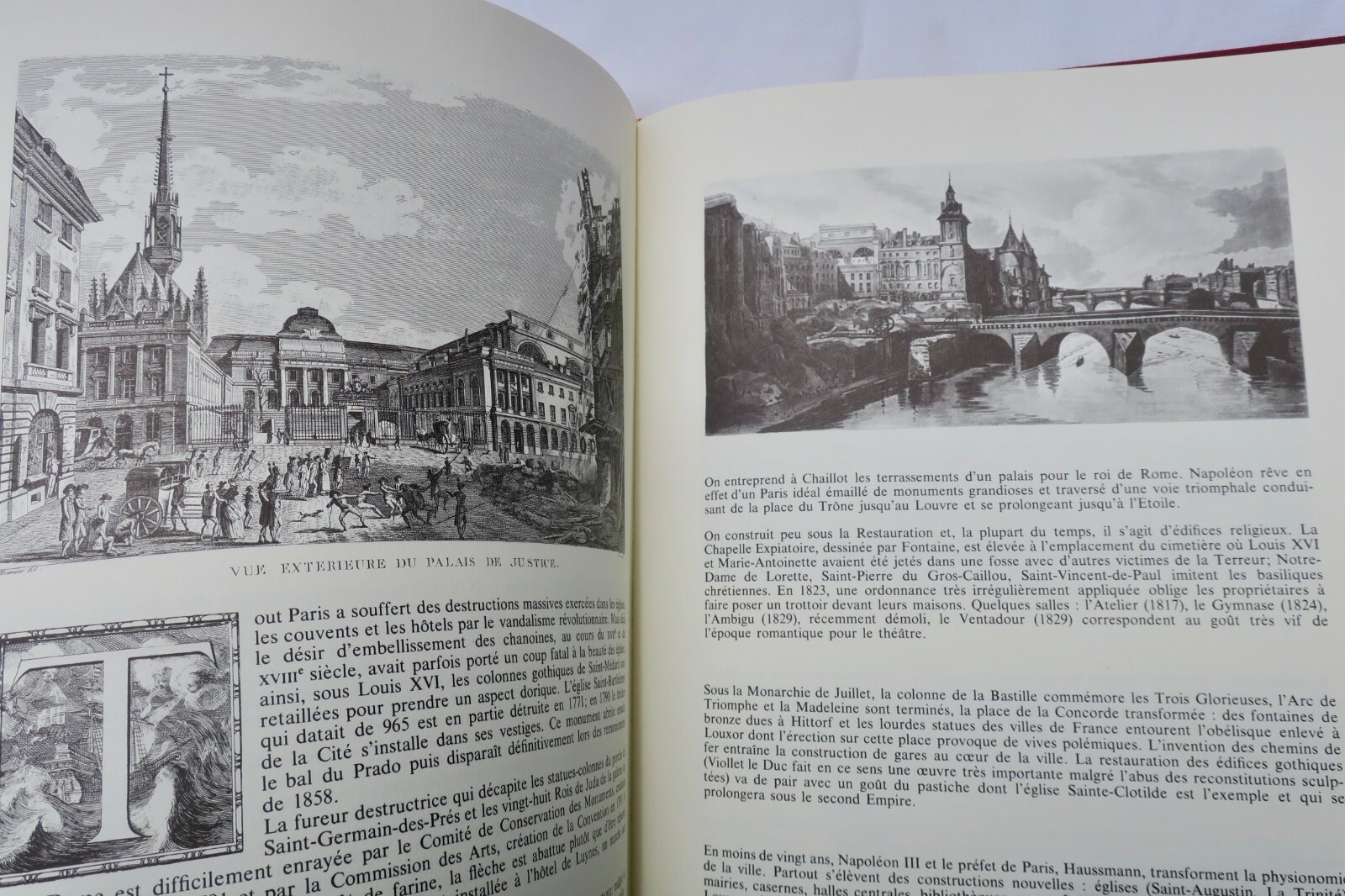 Illustrierte Erkundung von Paris<span class="lla-card-orig-wrap"><span class="lla-card-orig">❦ Paris Merveilleux Paris 1972</span></span> - La Librairie Antique