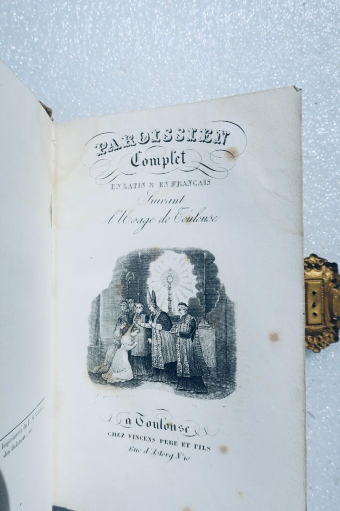 paroissien de Toulouse 1838, ferrure et velours