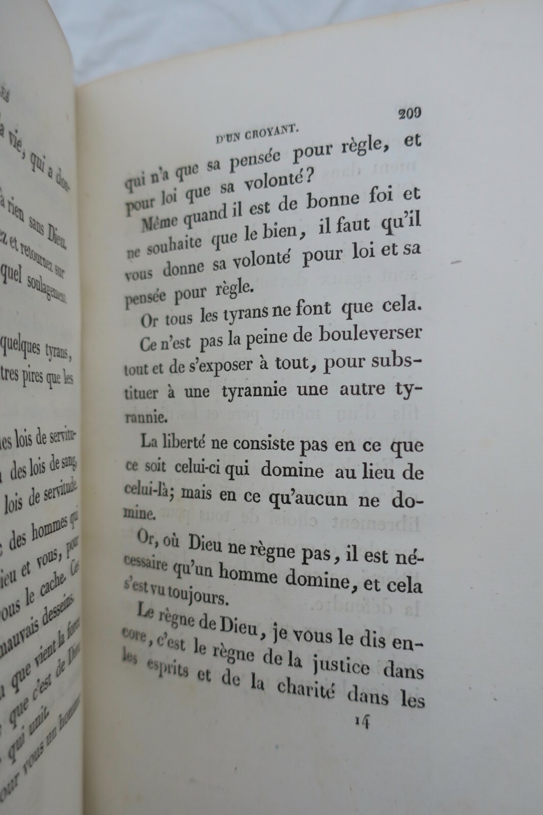 Paroles d’un croyant Le livre du peuple,Réponse d’un chrétien,Considérations sur - La Librairie Antique