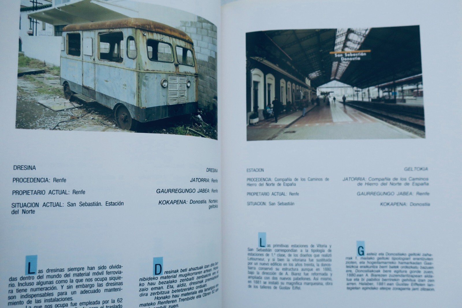 Erbe der Eisenbahnen in Euskadi<span class="lla-card-orig-wrap"><span class="lla-card-orig">❦ Patrimonio ferroviario de Euskadi =: Euskadiko burnibide-Ondarea</span></span> - La Librairie Antique
