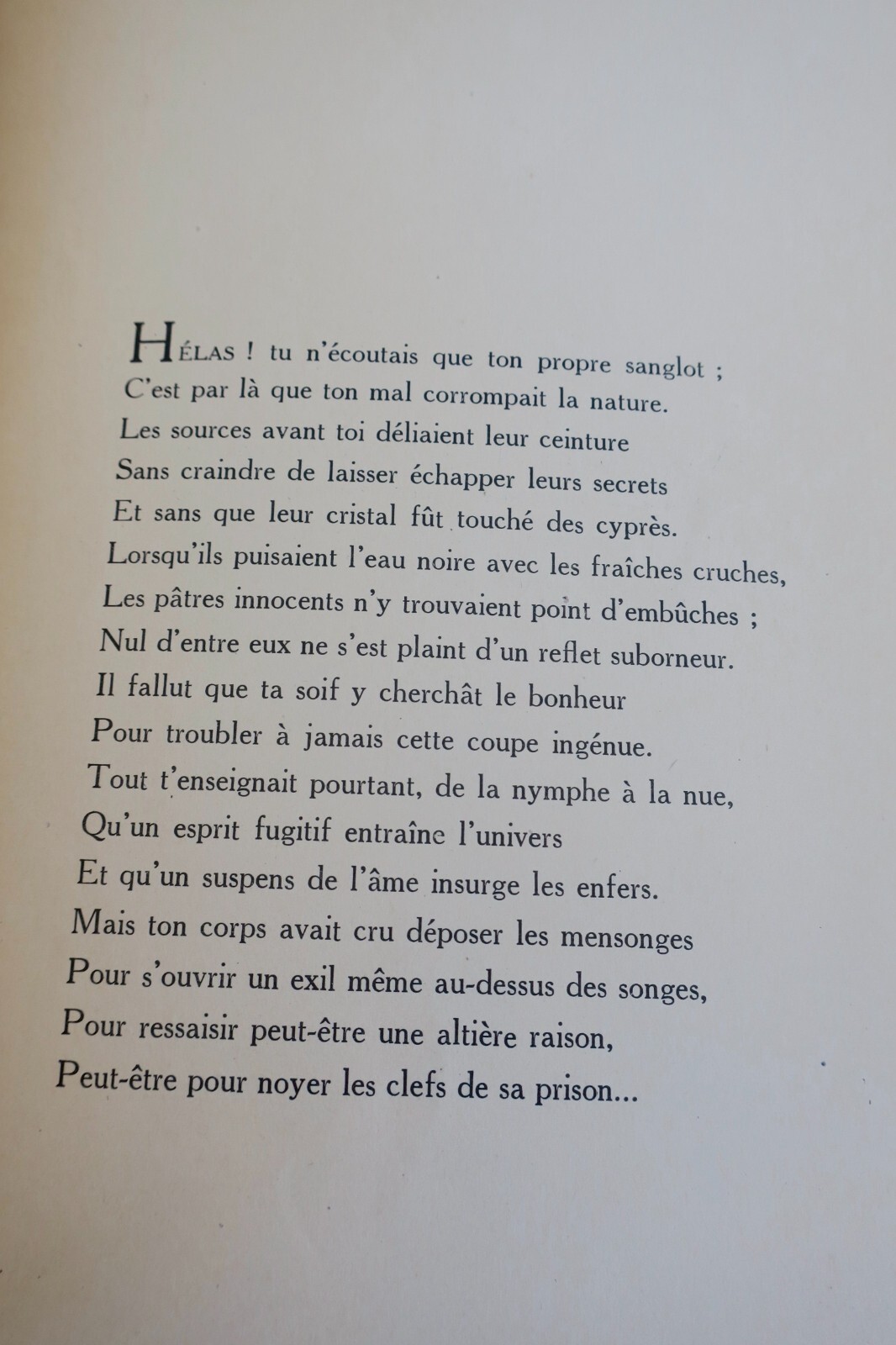 Eine Hommage an Paul Valéry<span class="lla-card-orig-wrap"><span class="lla-card-orig">❦ Paul Valéry LE TOMBEAU DE PAUL VALERY Envoi</span></span> - La Librairie Antique