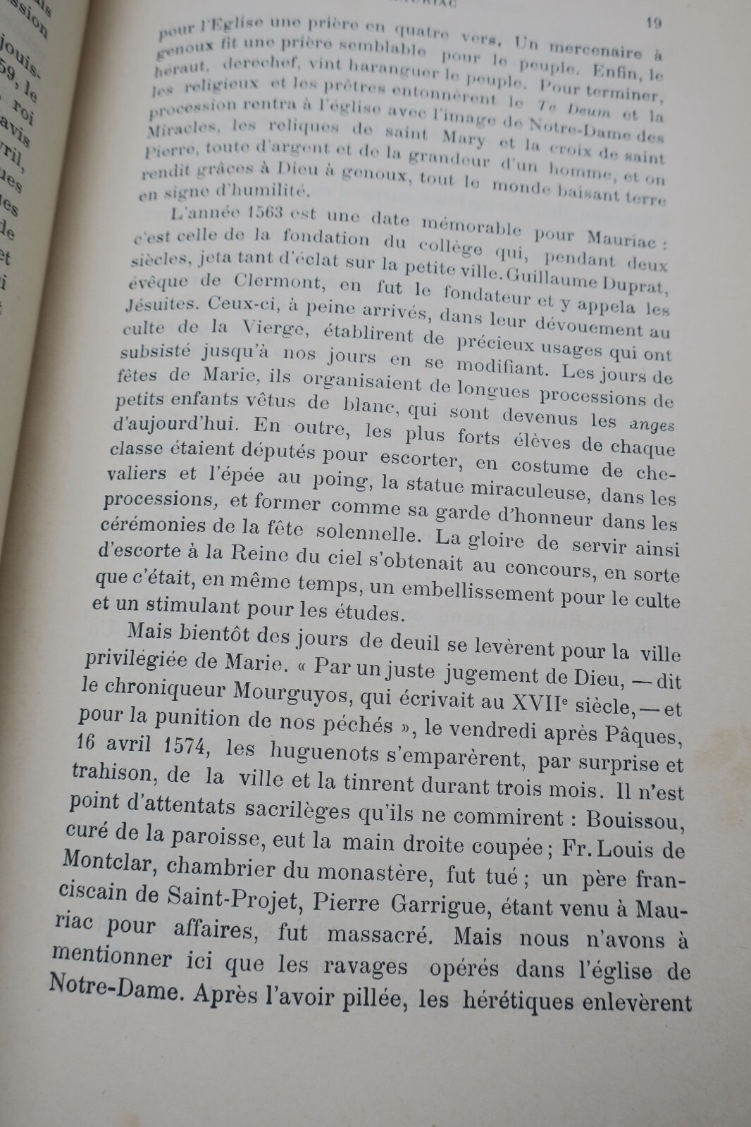 Pilgrimages and Shrines in Saint-Flour<span class="lla-card-orig-wrap"><span class="lla-card-orig">❦ Pèlerinages et Sanctuaires de la Ste Vierge dans le diocèse de Saint-Flour 1888</span></span> - La Librairie Antique