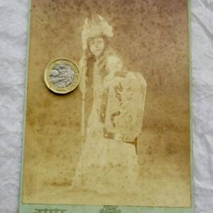 PHOTO ARGENTIQUE ENFANT vers 1900 drame wagnérien