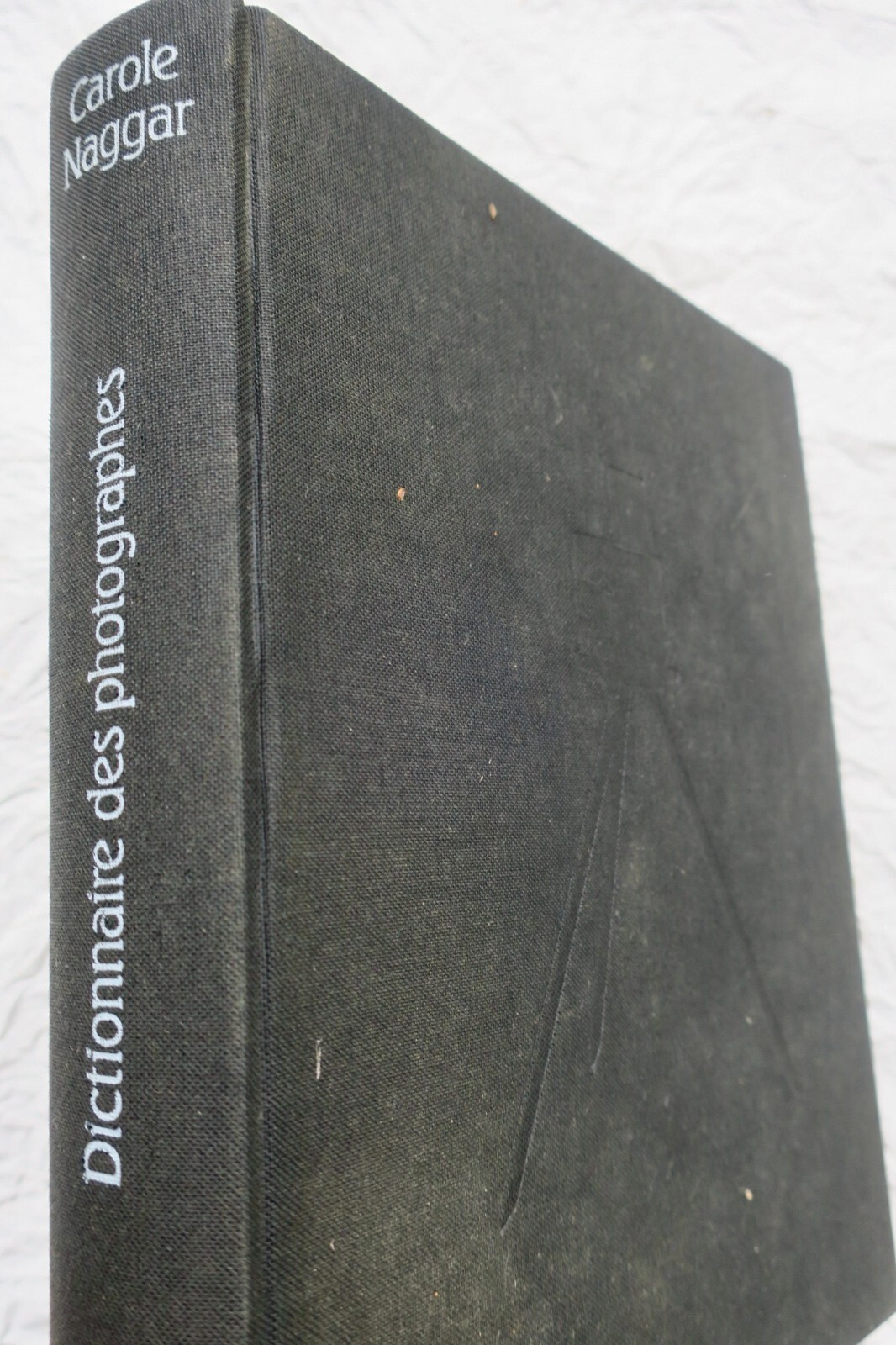 Wörterbuch der Fotografen<span class="lla-card-orig-wrap"><span class="lla-card-orig">❦ photo NAGGAR Dictionnaire des photographes 1982</span></span> - La Librairie Antique