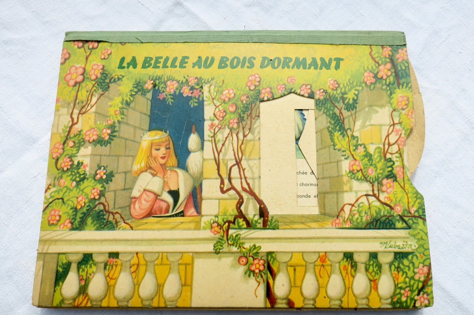 Charming pop-up edition of a classic fairy tale<span class="lla-card-orig-wrap"><span class="lla-card-orig">❦ Pop up La Belle au bois dormant Del Duca, 1957</span></span> - La Librairie Antique