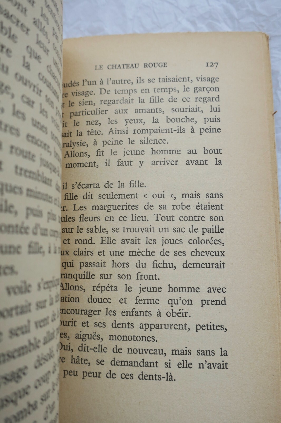 A captivating literary journey<span class="lla-card-orig-wrap"><span class="lla-card-orig">❦ PRASSINOS (Gisèle). Le Cavalier</span></span> - La Librairie Antique