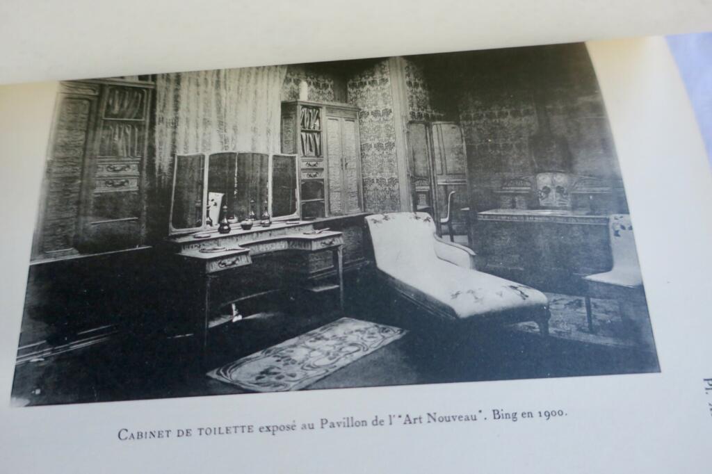 Study of French Furniture Style