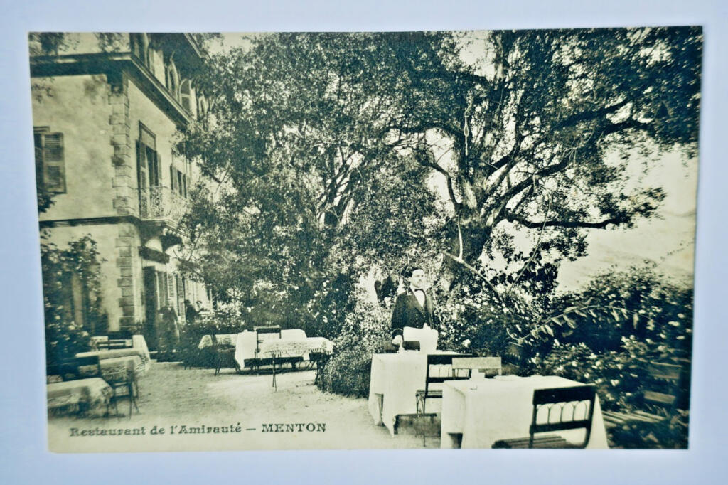 Dining establishment in Menton