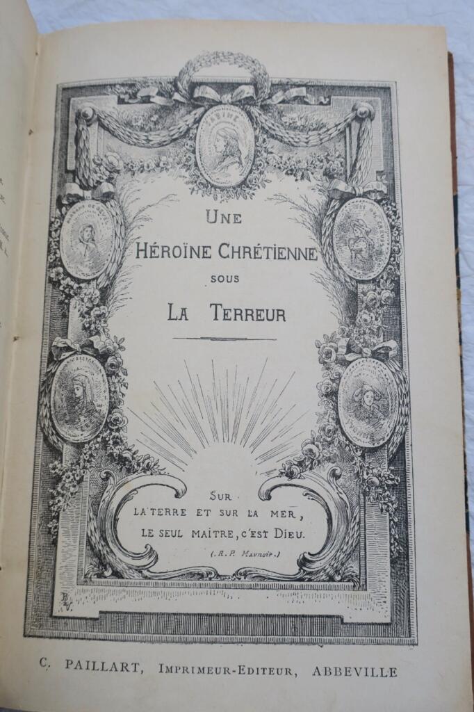 Christliche Heldin während der Revolution