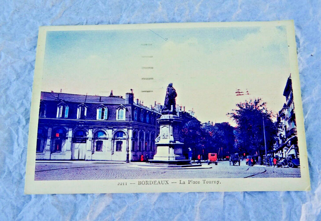 Signed postcard from composer Reynaldo Hahn