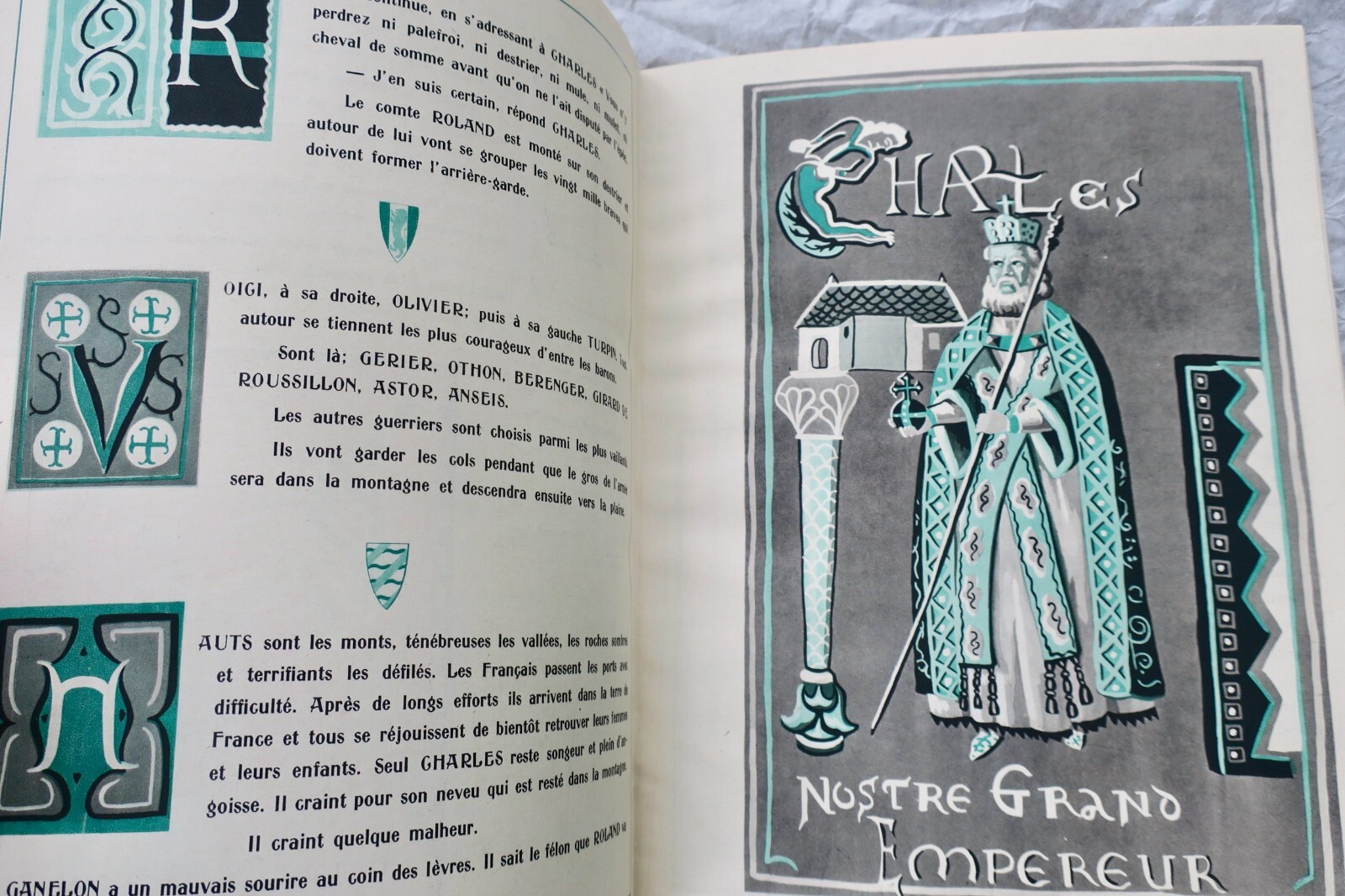 Illustrated album of La Chanson de Roland – Image 6