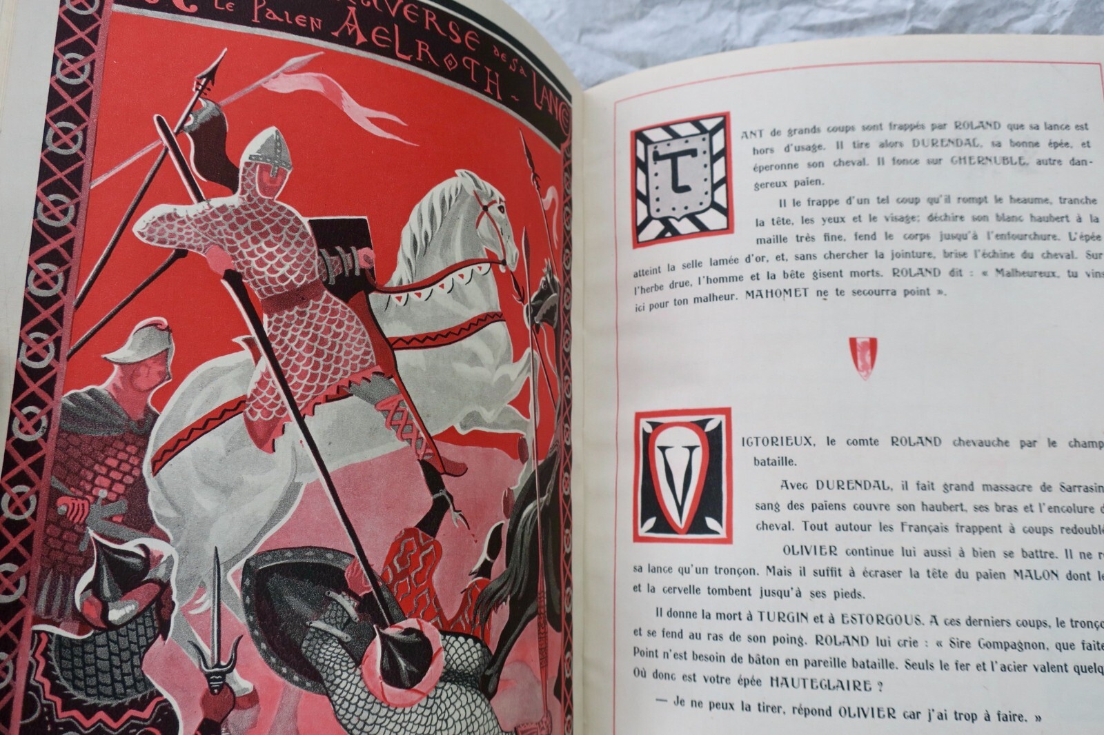 Illustrated album of La Chanson de Roland – Image 5