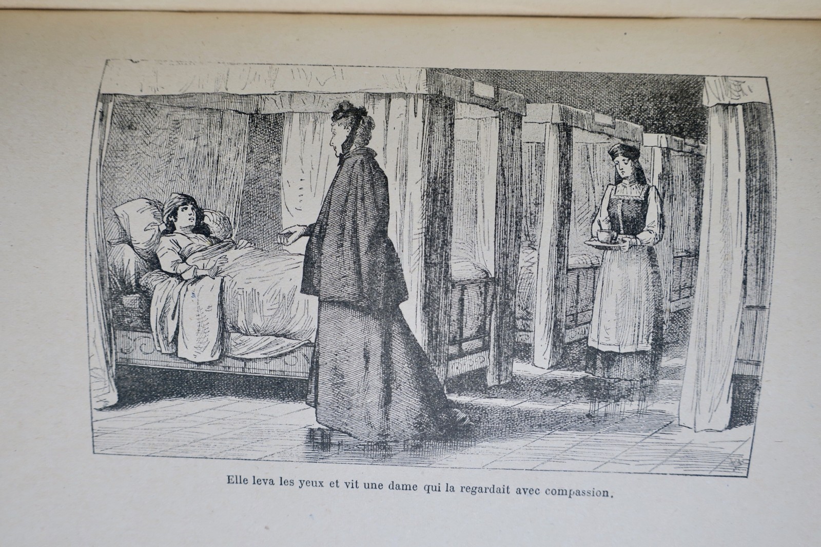 Russian Story of a Little Girl<span class="lla-card-orig-wrap"><span class="lla-card-orig">❦ Russie HISTOIRE D’UNE PETITE FILLE RUSSE</span></span> - La Librairie Antique