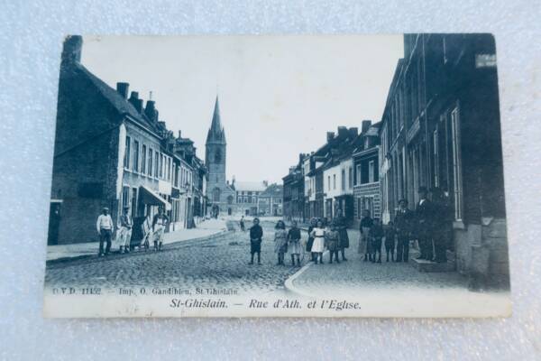 Saint Ghislain rue d'Ath. et l'église