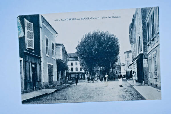 Saint-Sever sur Adour Place des Platanes 32
