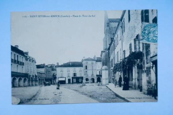 Saint-Sever sur Adour Place du tour du sol 32