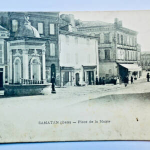 Samatan place de la mairie 32 GERS