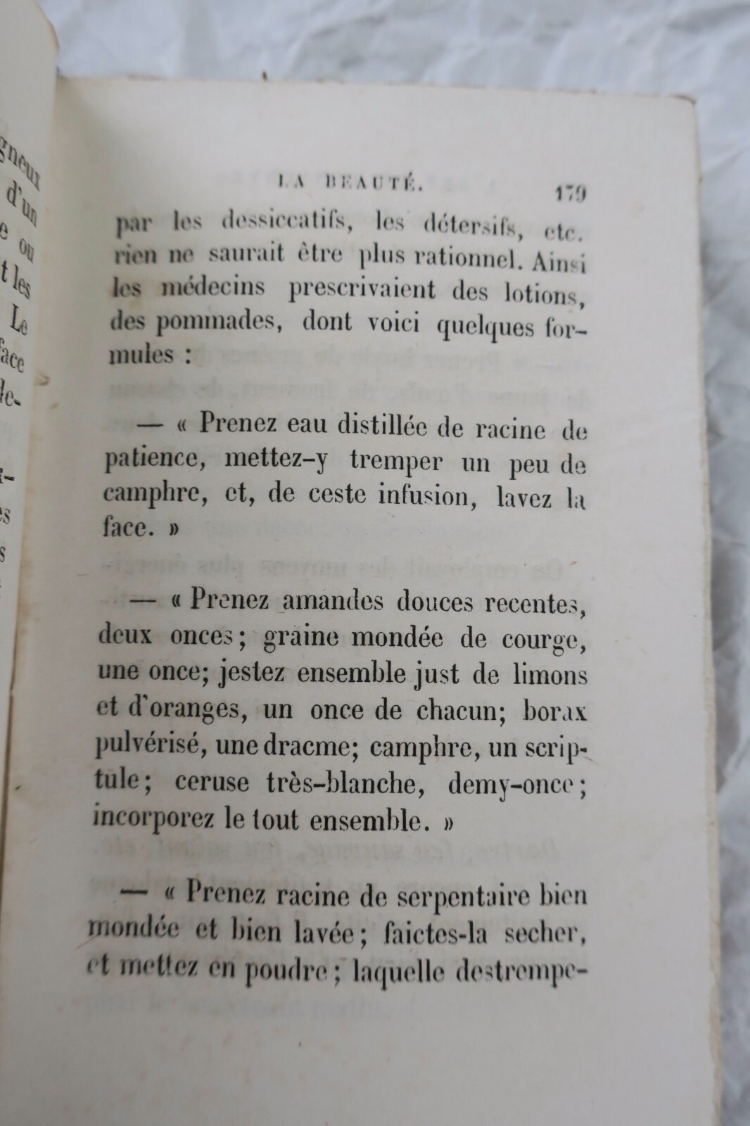 SECRETS DE NOS PERES, L’ART DE CONSERVER LA BEAUTE 1858 - La Librairie Antique