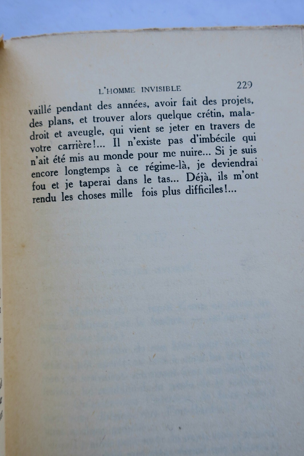 Science fiction classic on invisibility<span class="lla-card-orig-wrap"><span class="lla-card-orig">❦ SF WELLS H.G. L HOMME INVISIBLE 1932</span></span> - La Librairie Antique