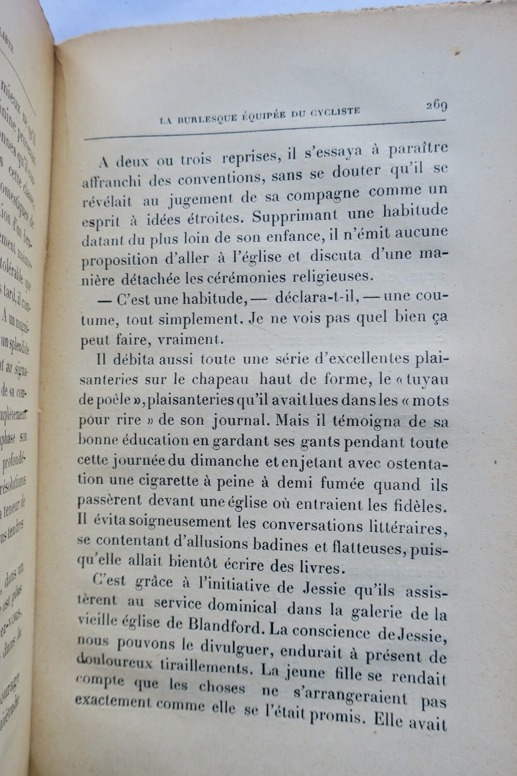 Humorvolle Radsport-Abenteuer<span class="lla-card-orig-wrap"><span class="lla-card-orig">❦ SF WELLS H. G. LA BURLESQUE EQUIPEE DU CYCLISTE EO</span></span> - La Librairie Antique