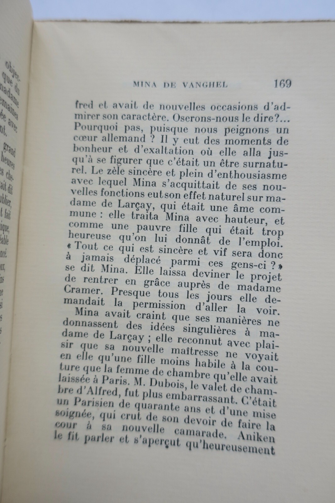 Stendhals Romane und Geschichten<span class="lla-card-orig-wrap"><span class="lla-card-orig">❦ Stendhal LE DIVAN Martineau ROMANS ET NOUVELLES</span></span> - La Librairie Antique